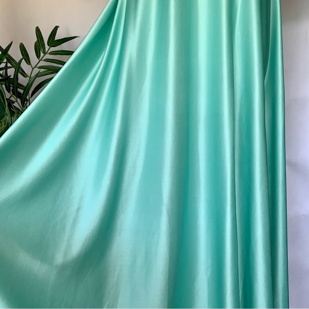 v i n t a g e :: Nylon Peignoir Set Full Sweep Gown Chiffon Cape Rhinestones - Picture 8 of 16
